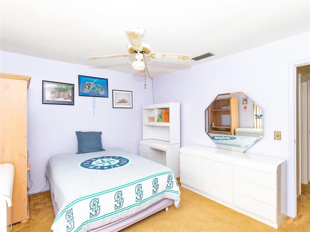 WINDWARD ISLES - Residential