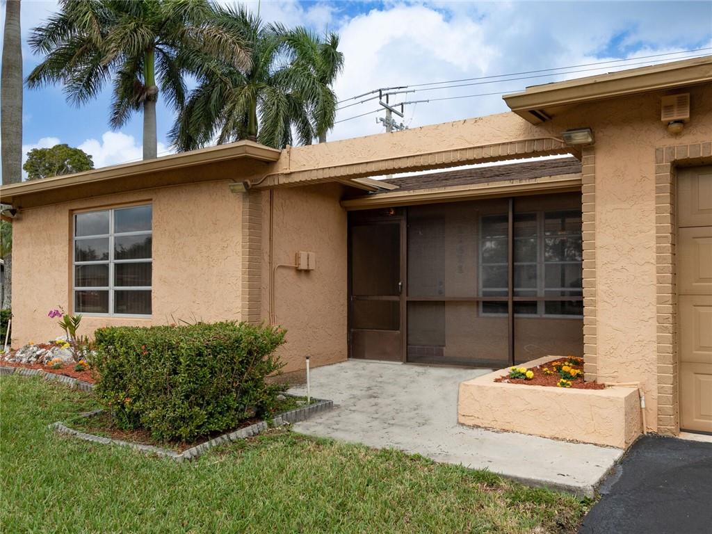 WINDWARD ISLES - Residential