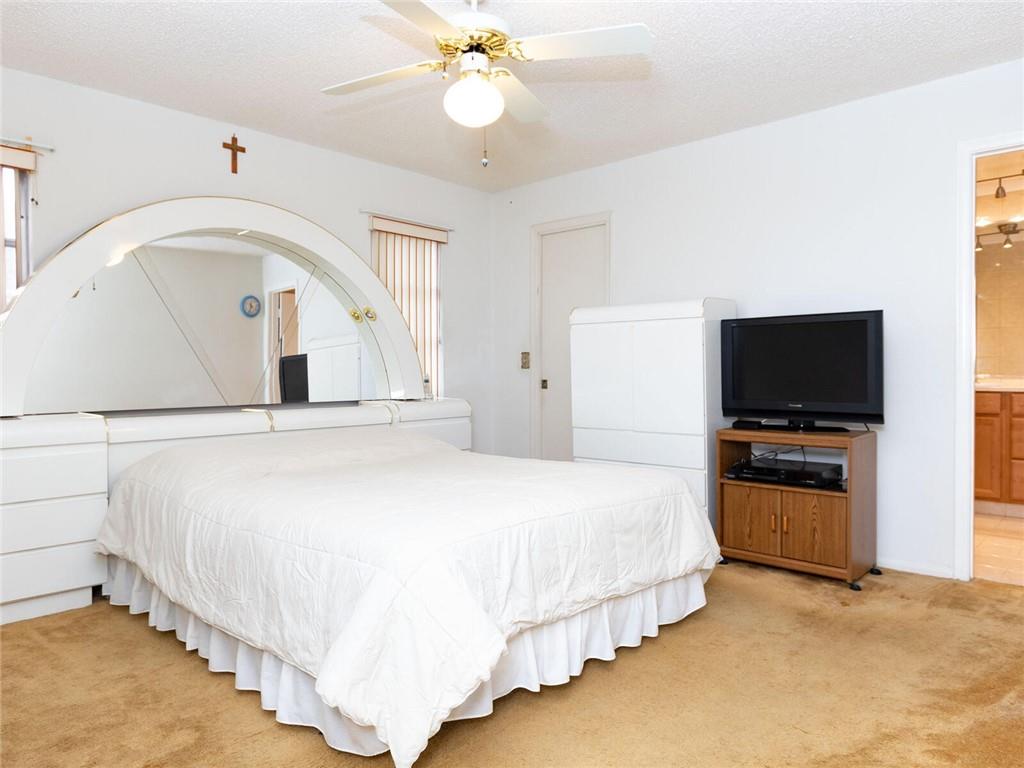 WINDWARD ISLES - Residential