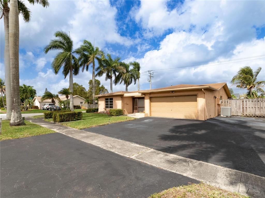 WINDWARD ISLES - Residential