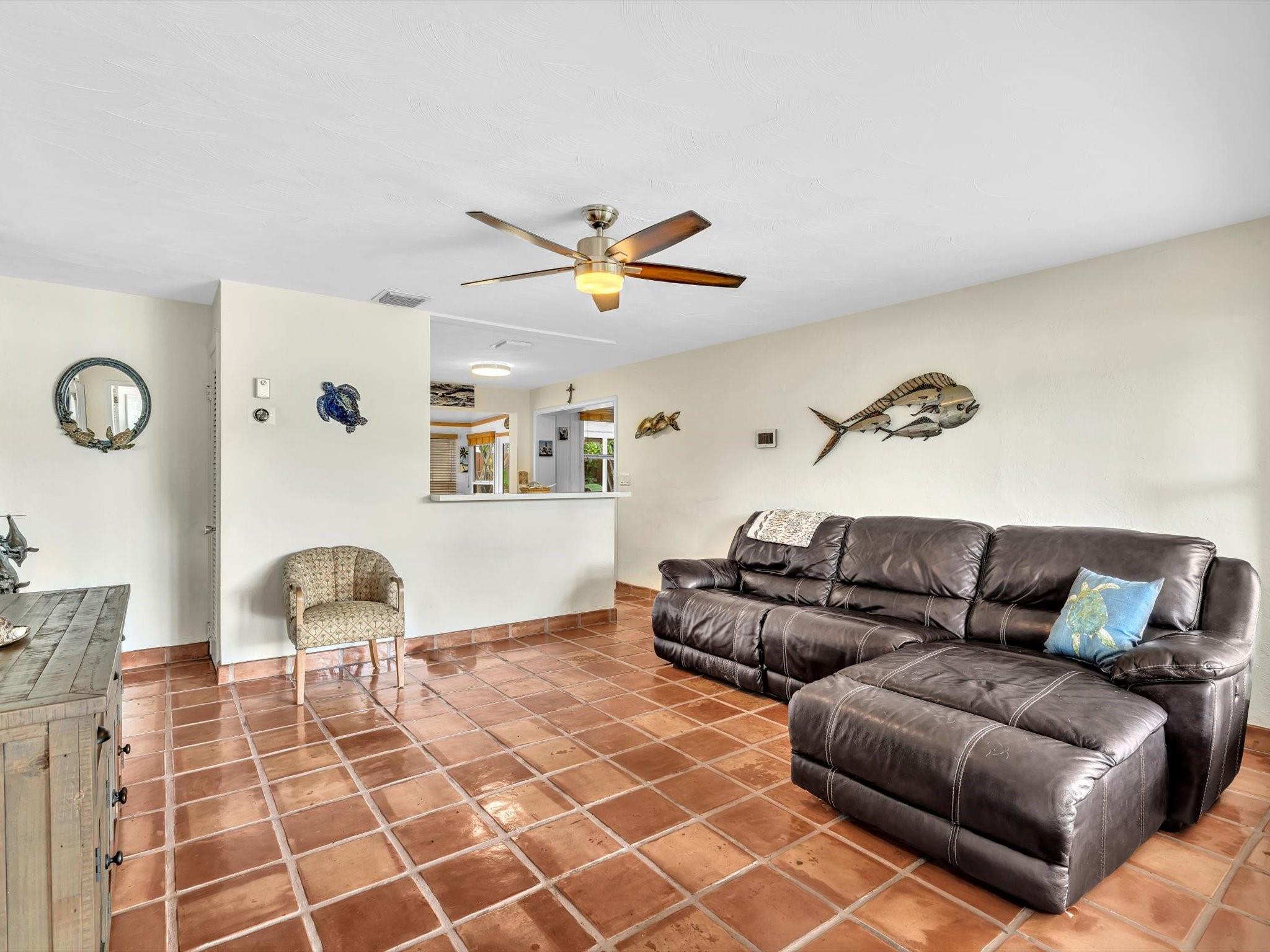 Cresthaven 8 44-8 B - Residential