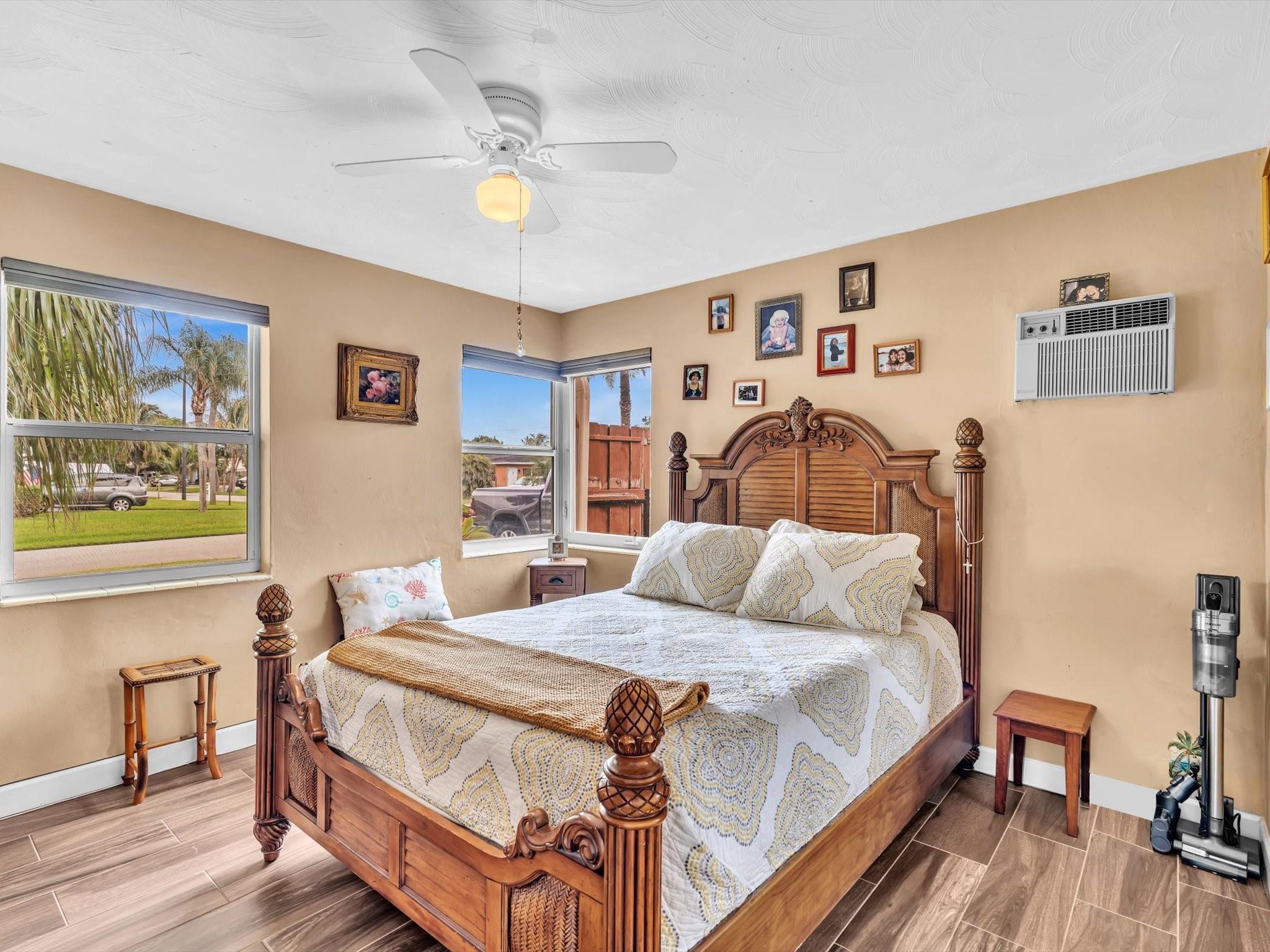 Cresthaven 8 44-8 B - Residential
