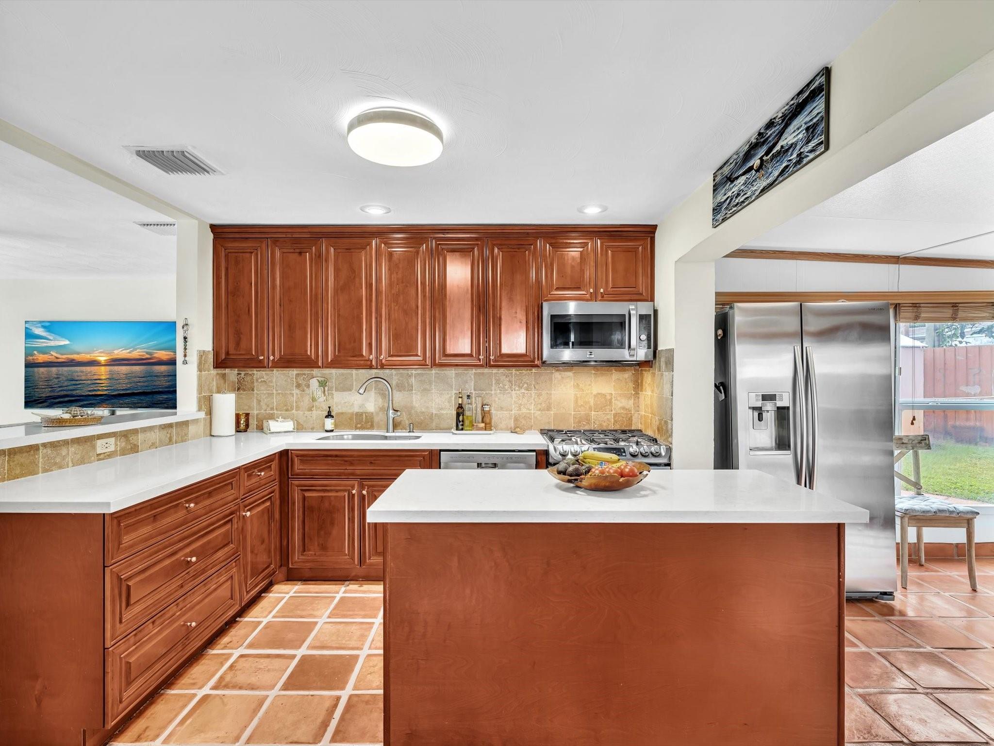 Cresthaven 8 44-8 B - Residential