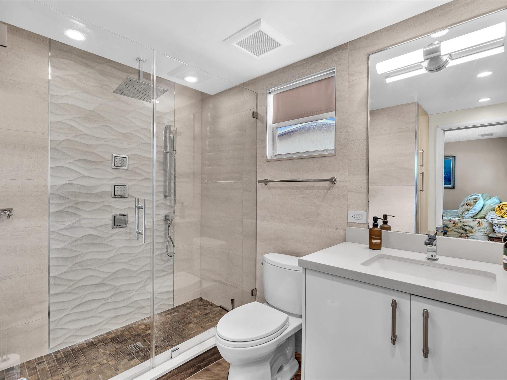 Cresthaven 8 44-8 B - Residential