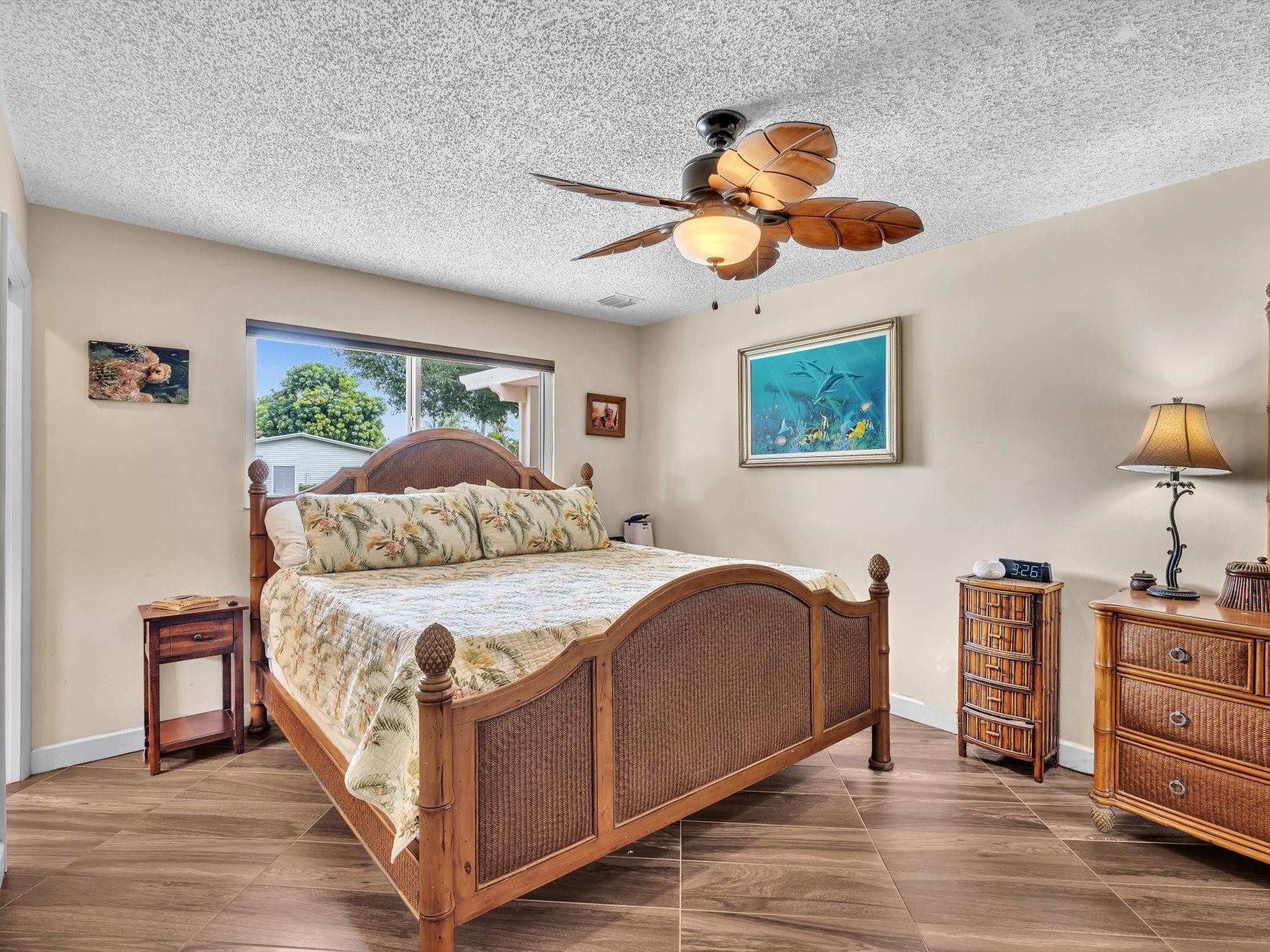 Cresthaven 8 44-8 B - Residential