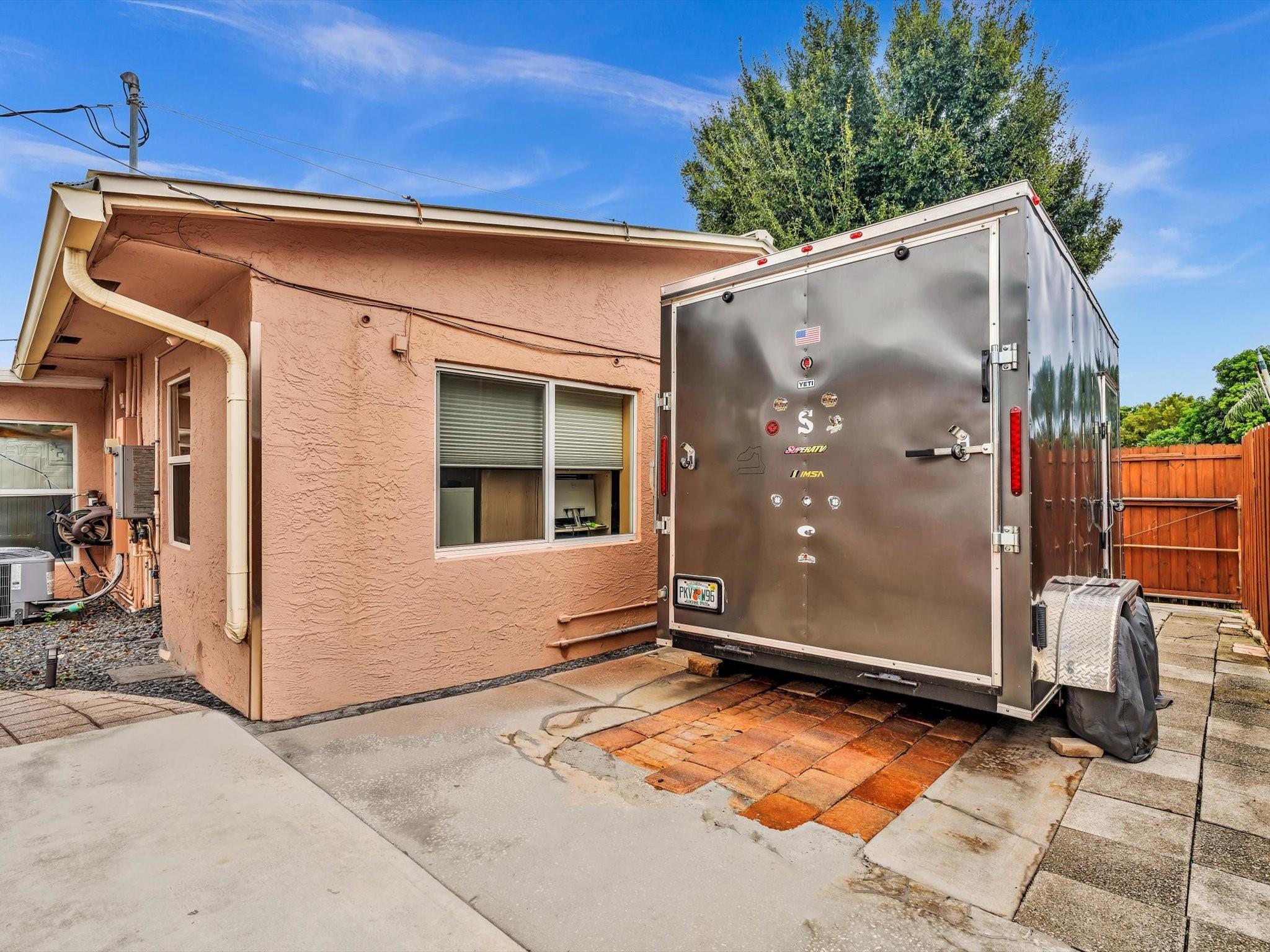 Cresthaven 8 44-8 B - Residential