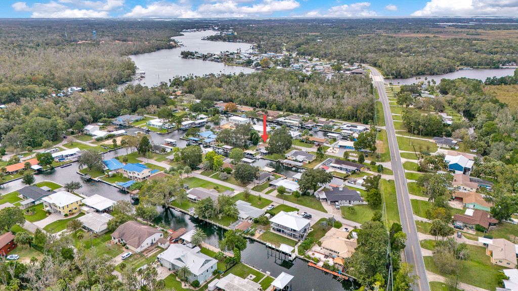 Photo of 4121 S Roosevelt Point, Homosassa, FL 34448 (MLS # B26002197)