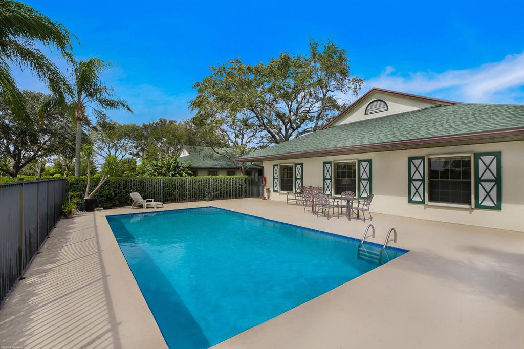 SOUTHFIELDS WELLINGTON CO - Residential