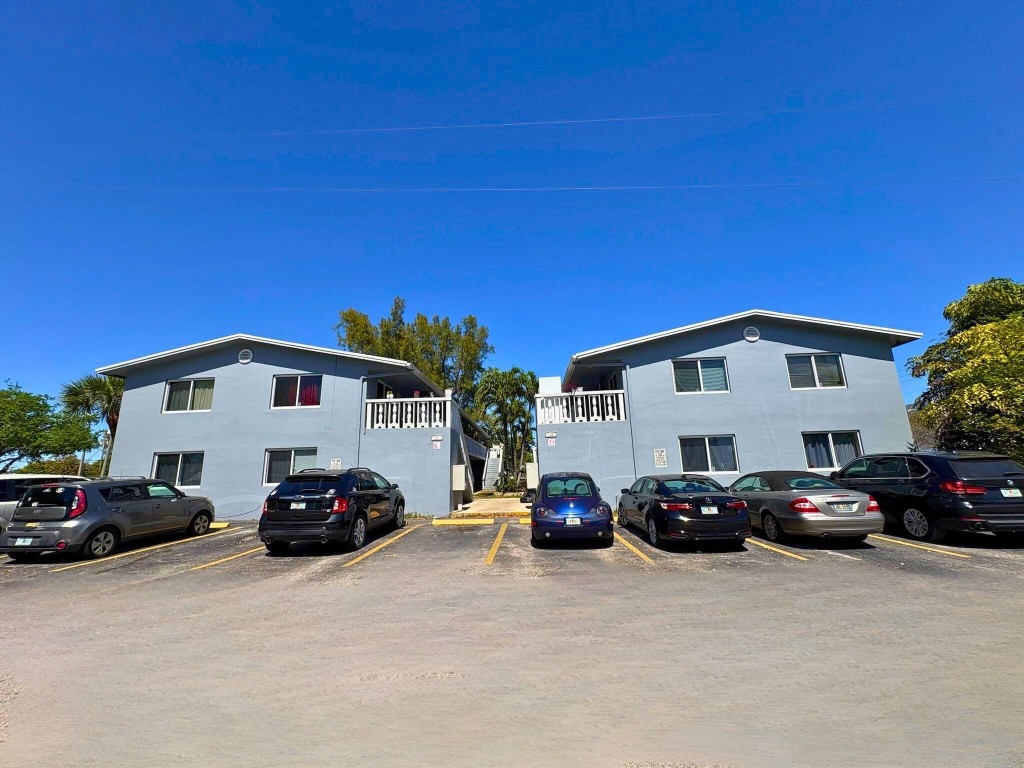 101-105 SE 26 Street