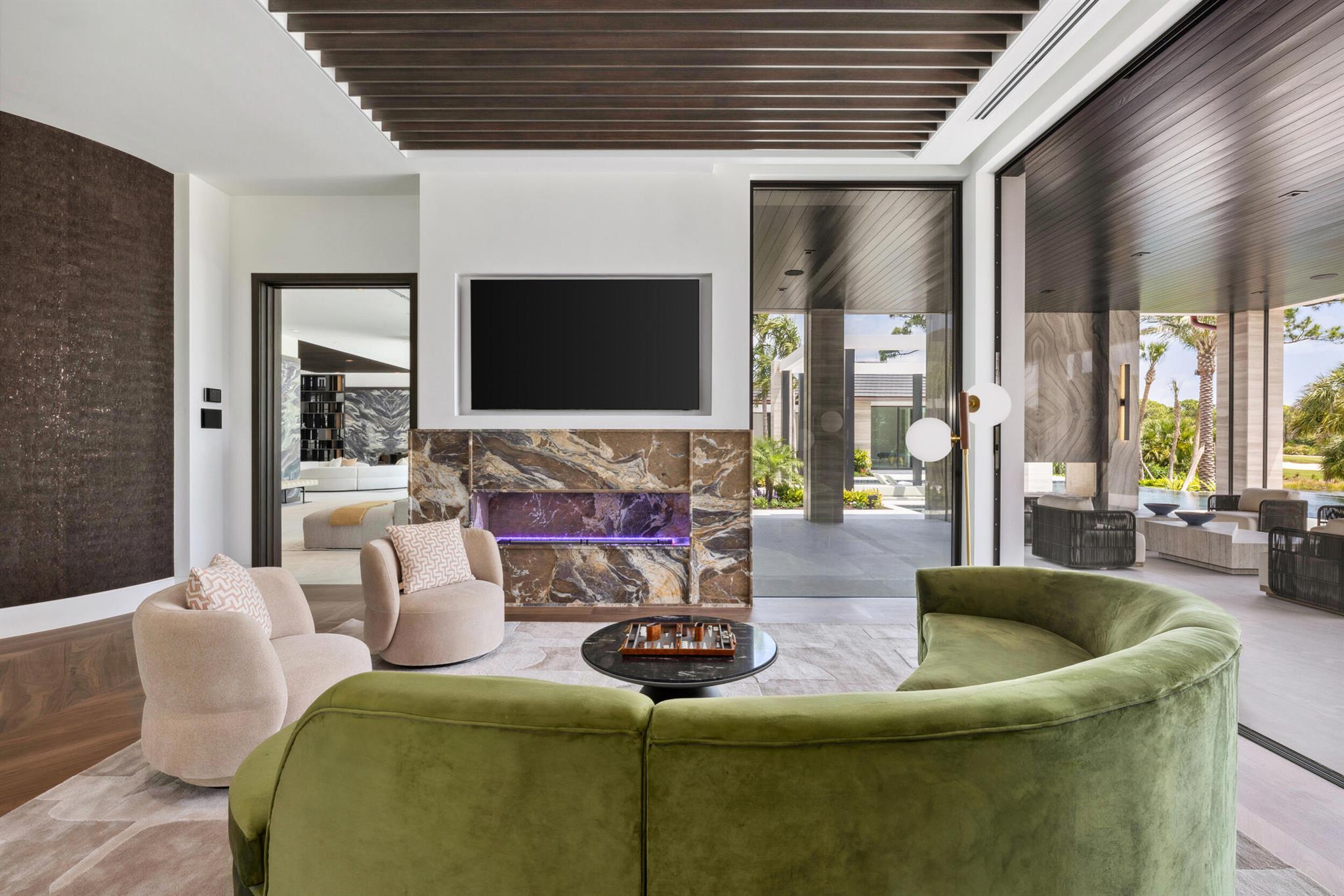 BEARS CLUB - Residential