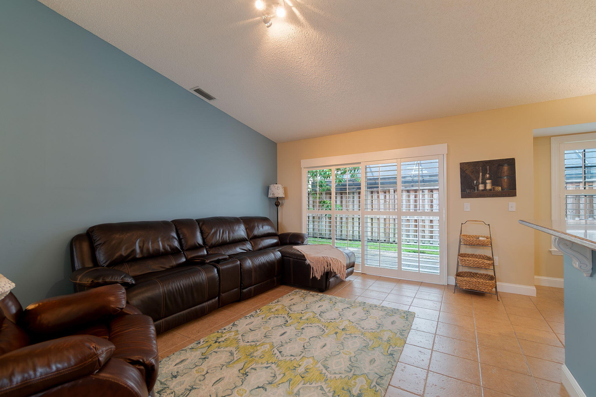 1487 Windship Circle