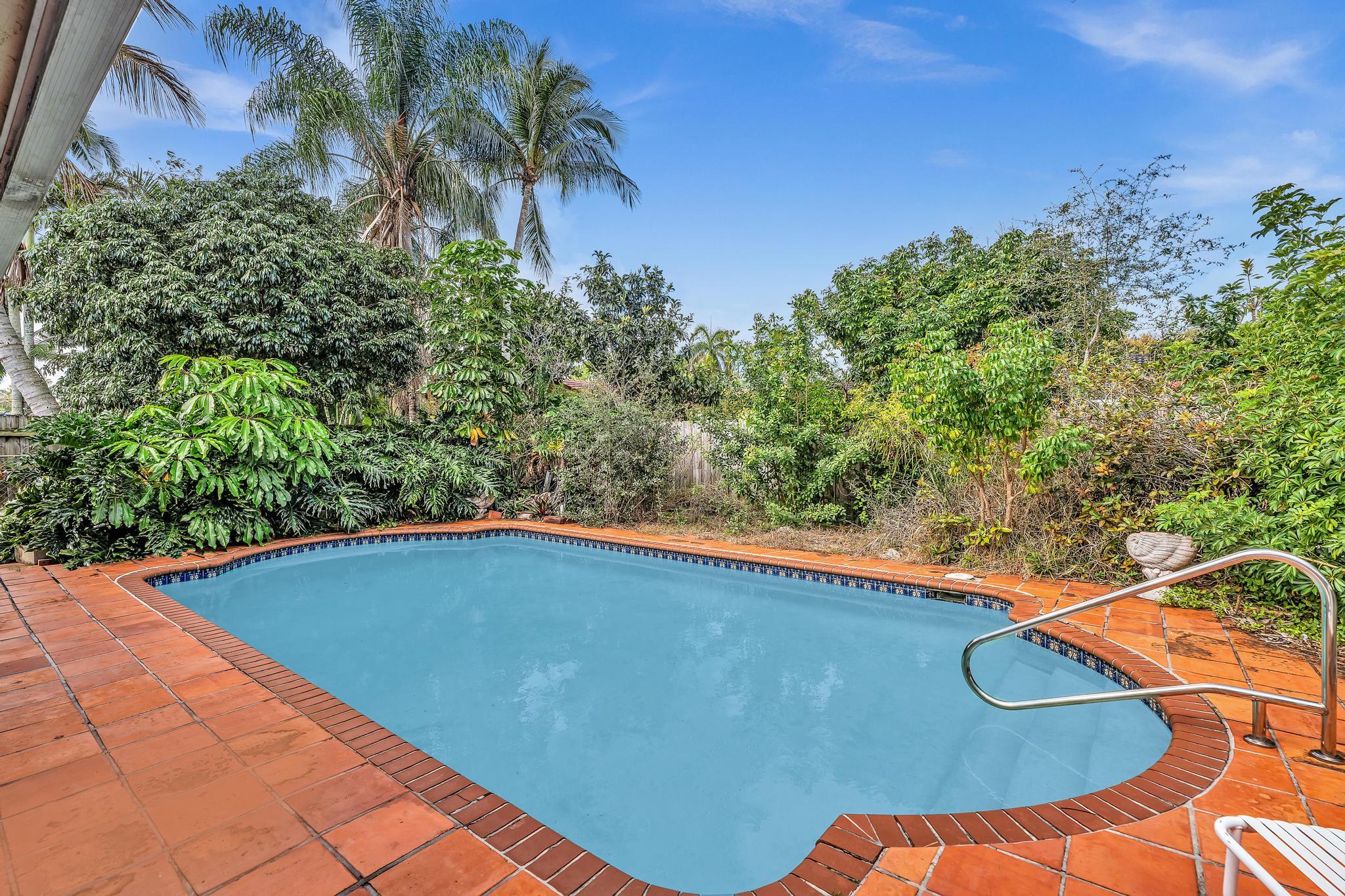 BOCA MADERA UNIT 1 - Residential