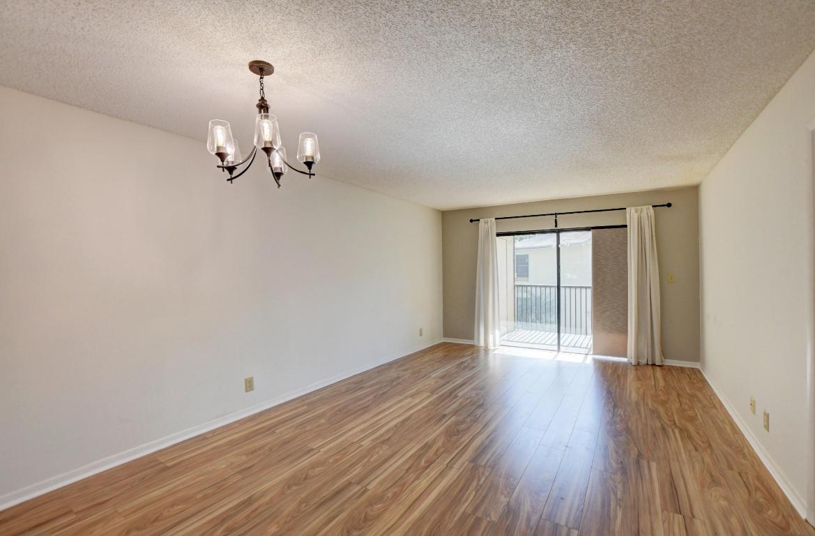 VILLAS AT MEADOW LAKES - Residential