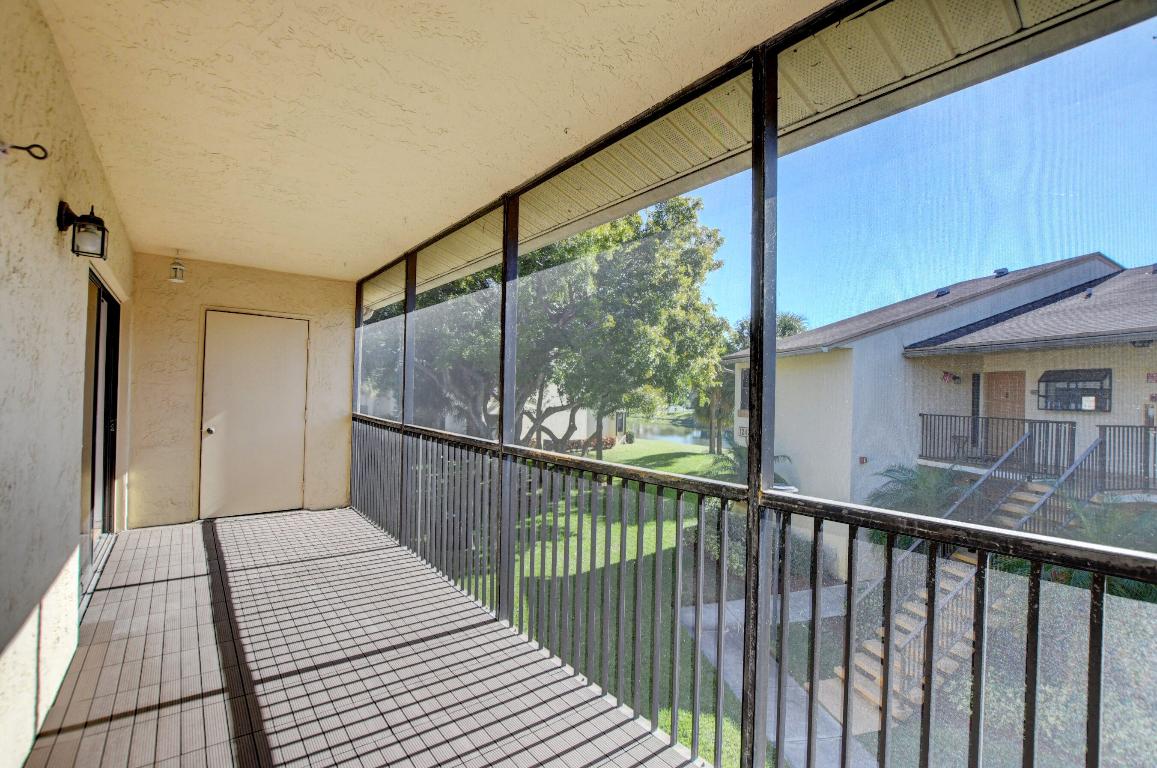 VILLAS AT MEADOW LAKES - Residential