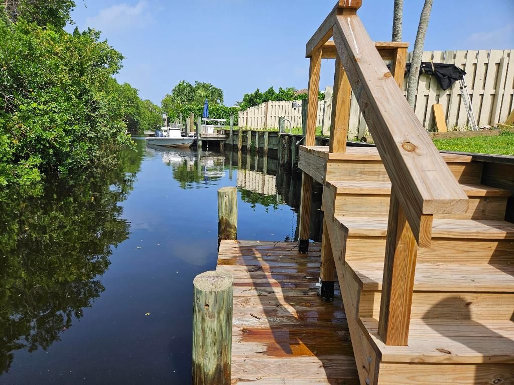 Photo of 182 Sims Creek Lane, Jupiter, FL 33458 (MLS # R10924777)