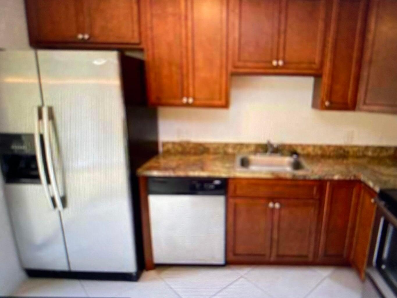 5742 SE Windsong Lane