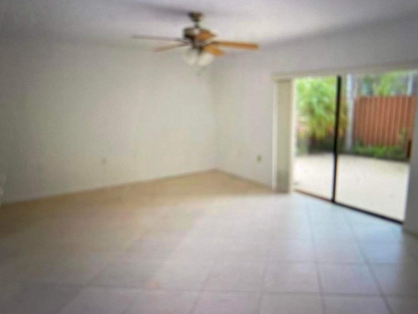 5742 SE Windsong Lane