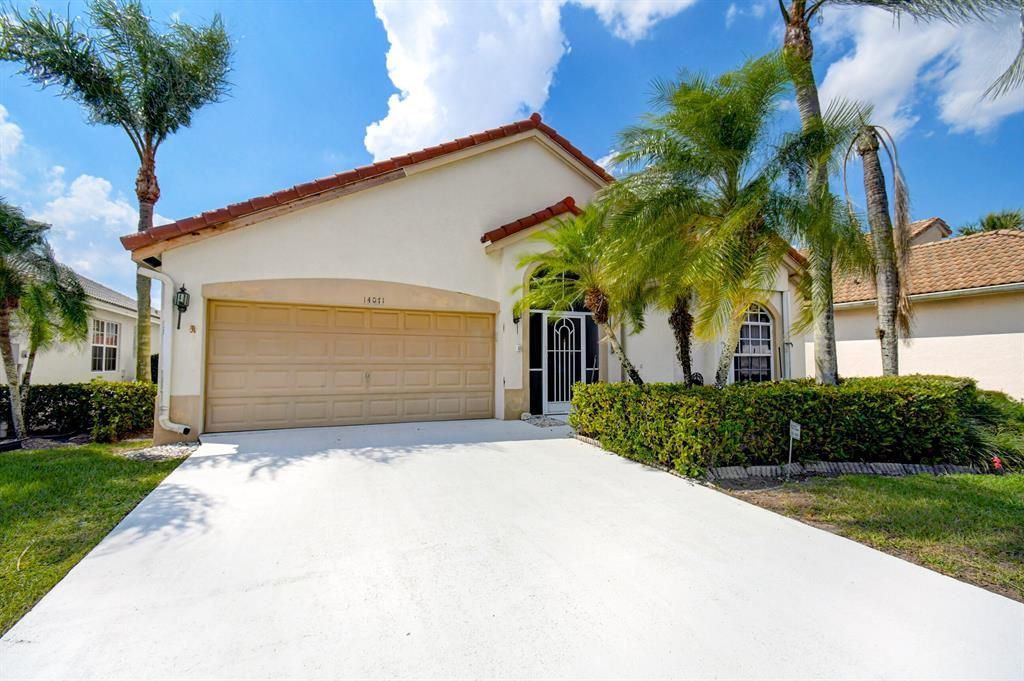 Photo of 14071 Skye Terrace, Delray Beach, FL 33446 (MLS # R10873583)