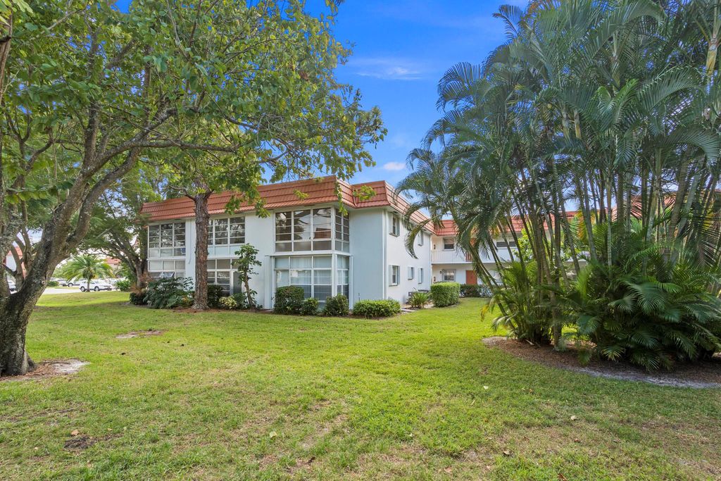 Photo of 2600 SE Ocean Boulevard #Z10, Stuart, FL 34996 (MLS # R10931936)