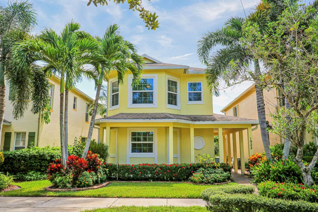 Photo of 1922 SE Niceville Drive, Port Saint Lucie, FL 34952 (MLS # R11127929)