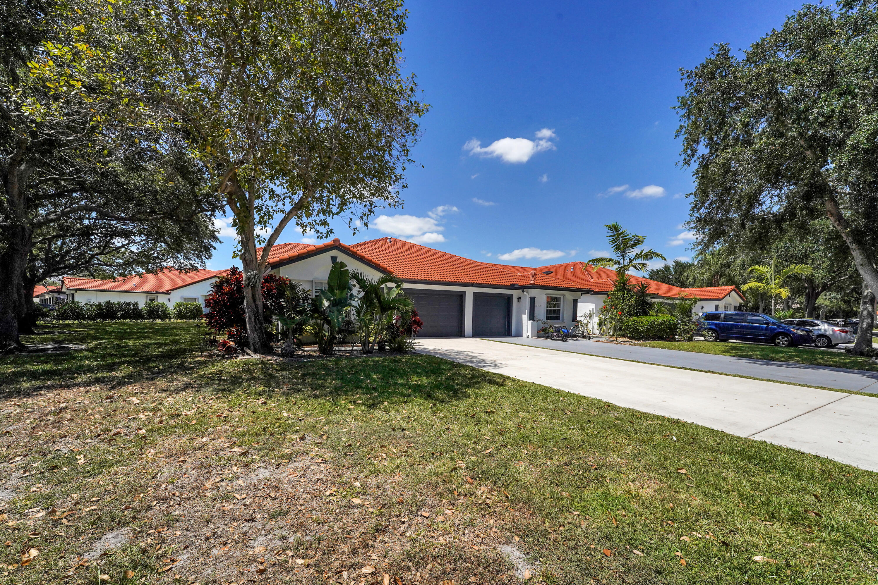 BOCA AZUL PH 4 AND 5 - Residential Lease