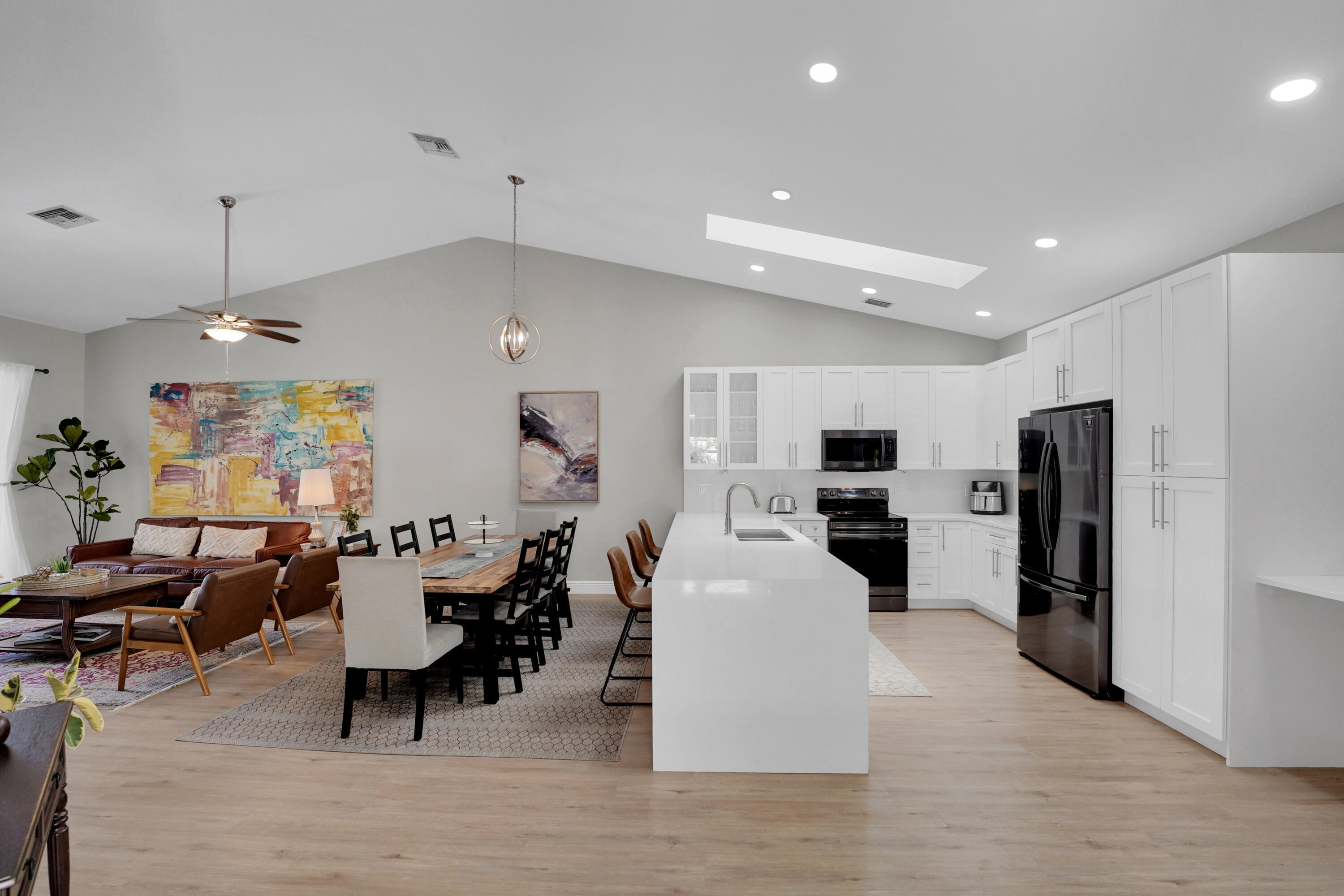 BOCA AZUL PH 4 AND 5 - Residential Lease