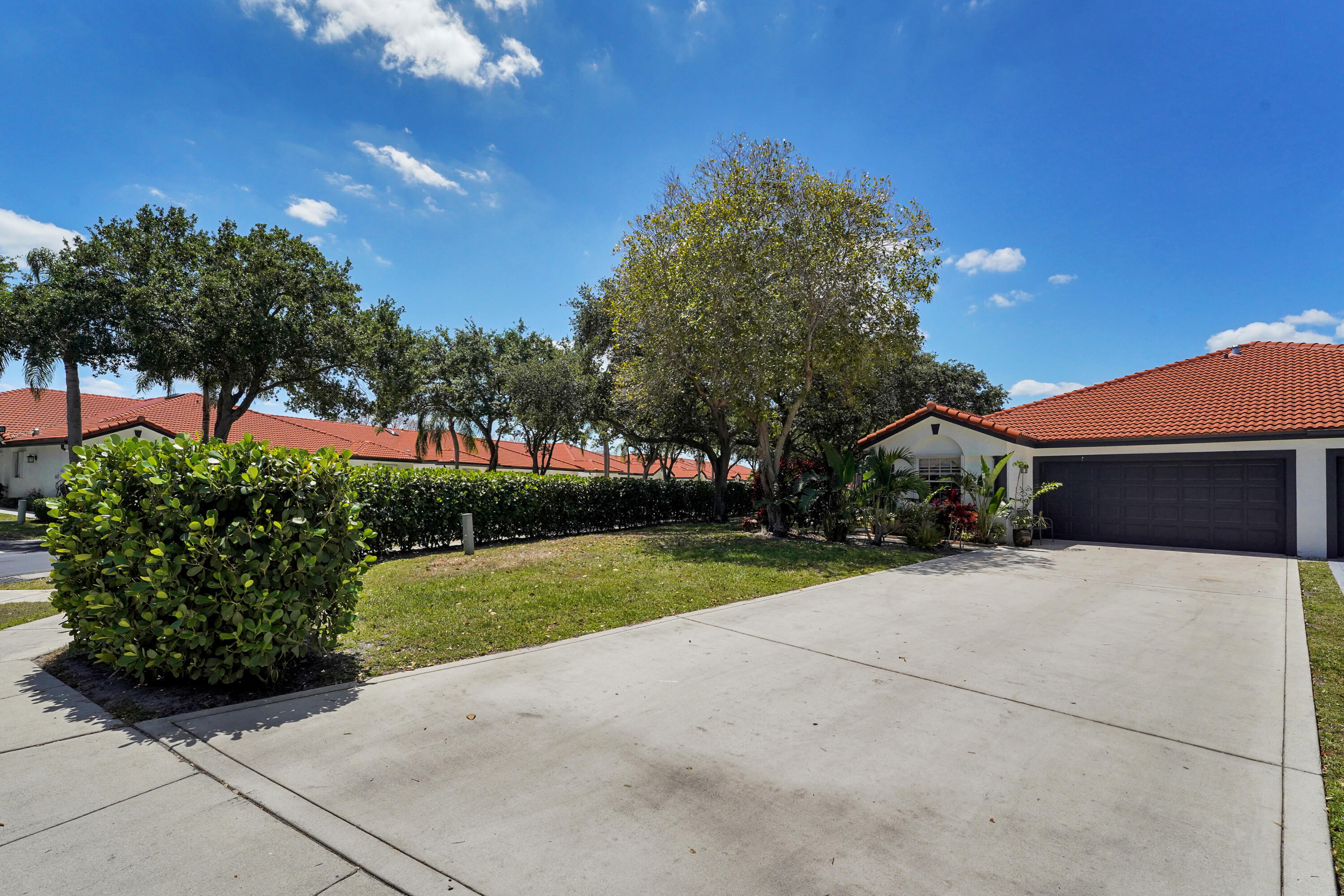 BOCA AZUL PH 4 AND 5 - Residential Lease