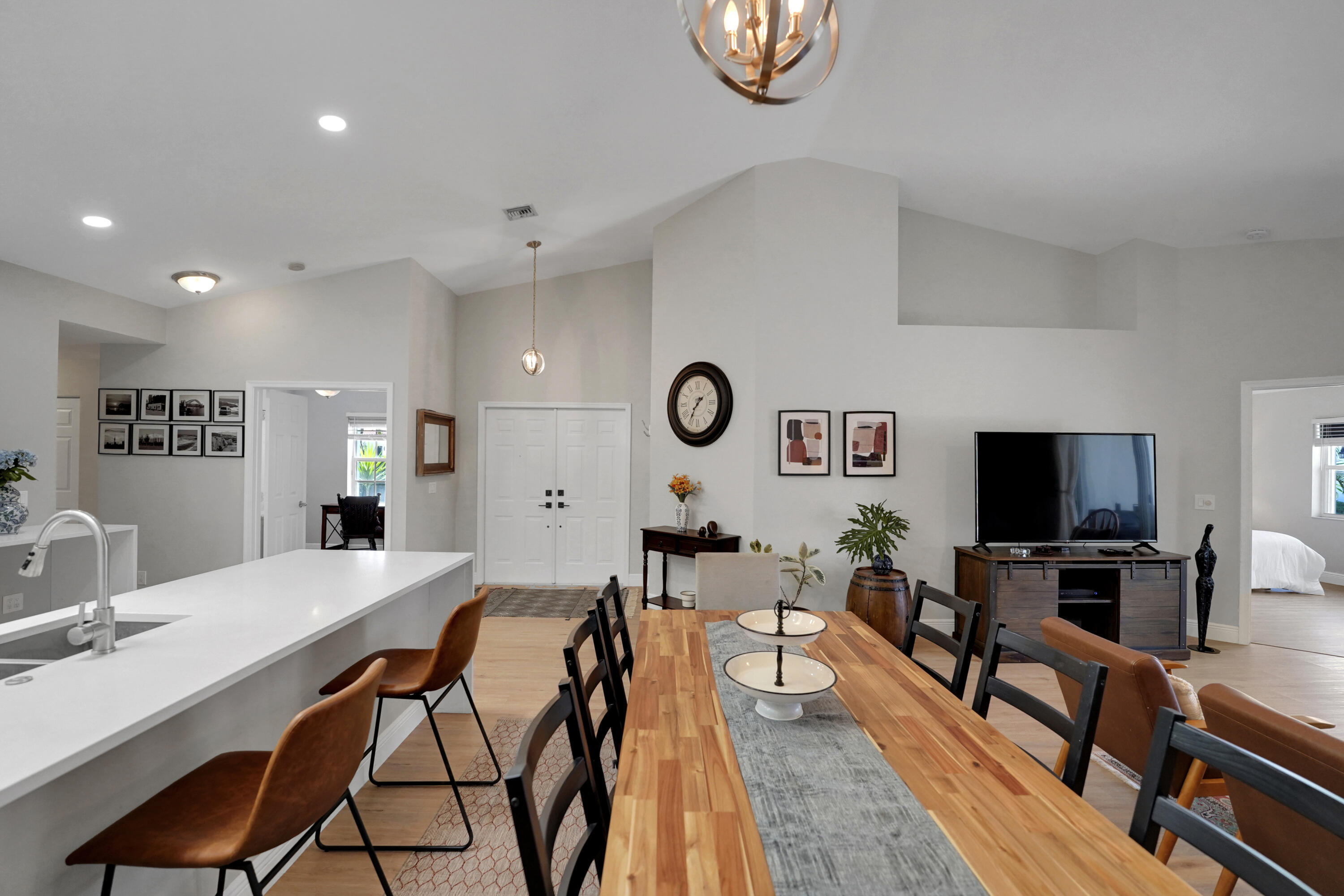 BOCA AZUL PH 4 AND 5 - Residential Lease