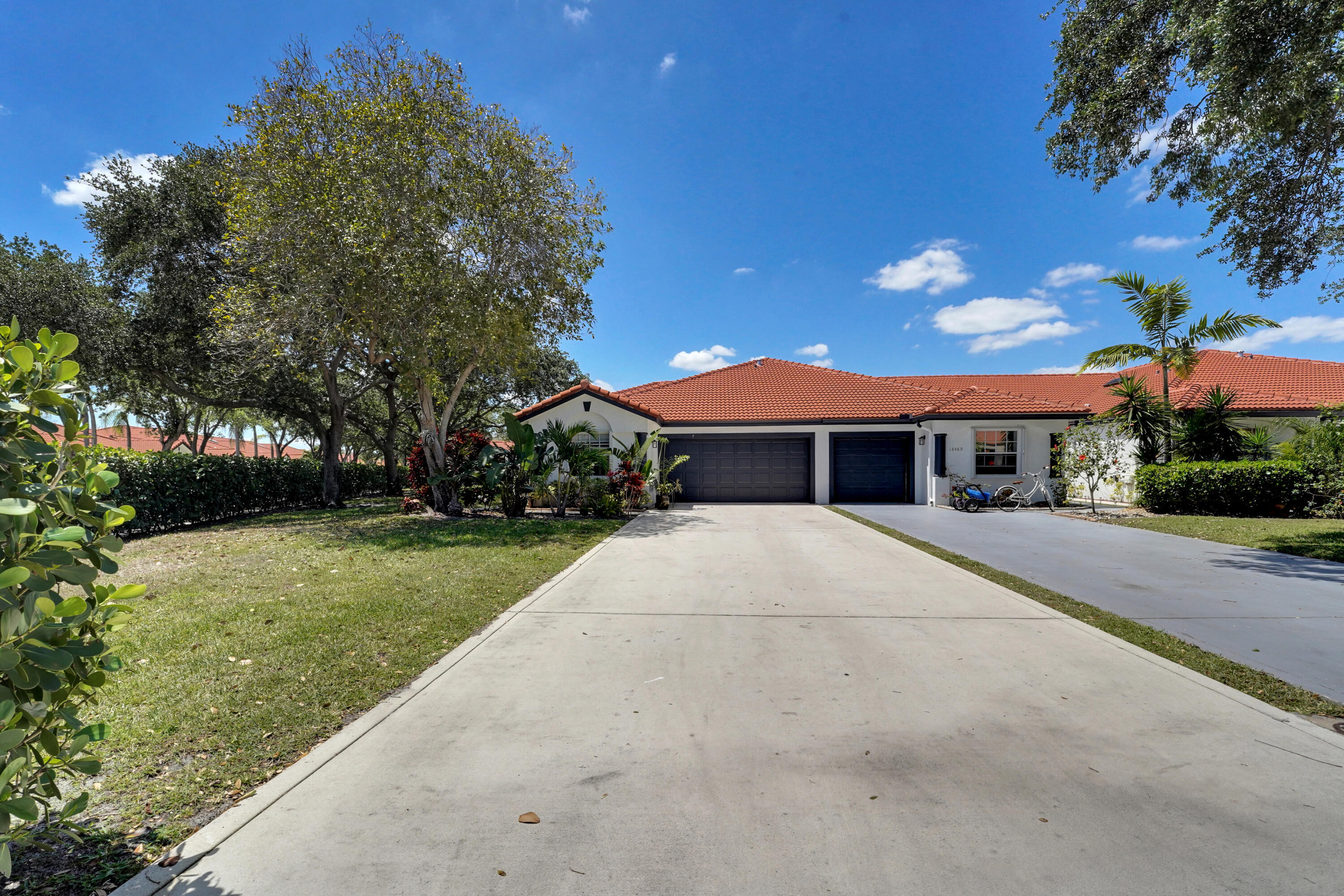 BOCA AZUL PH 4 AND 5 - Residential Lease
