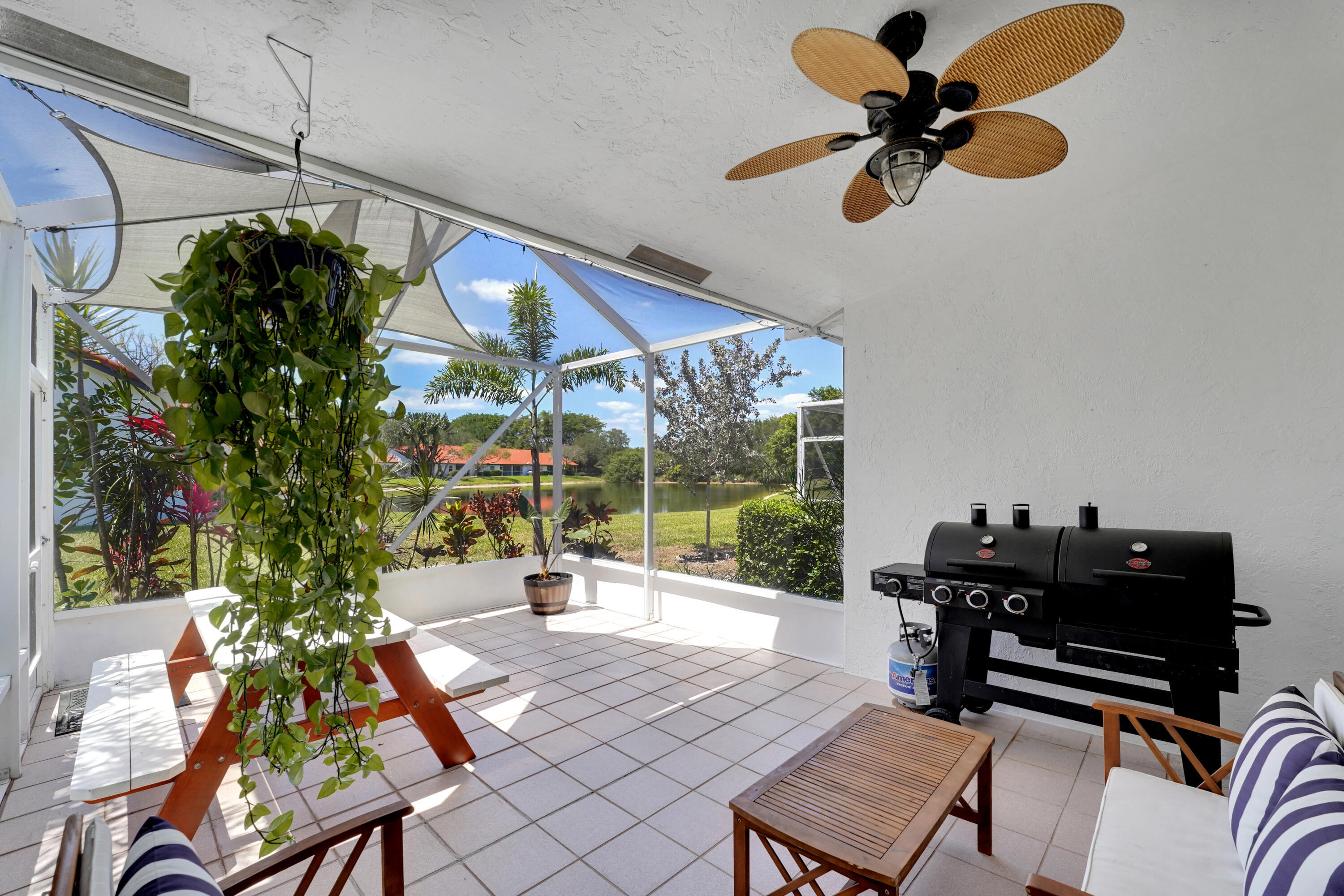 BOCA AZUL PH 4 AND 5 - Residential Lease
