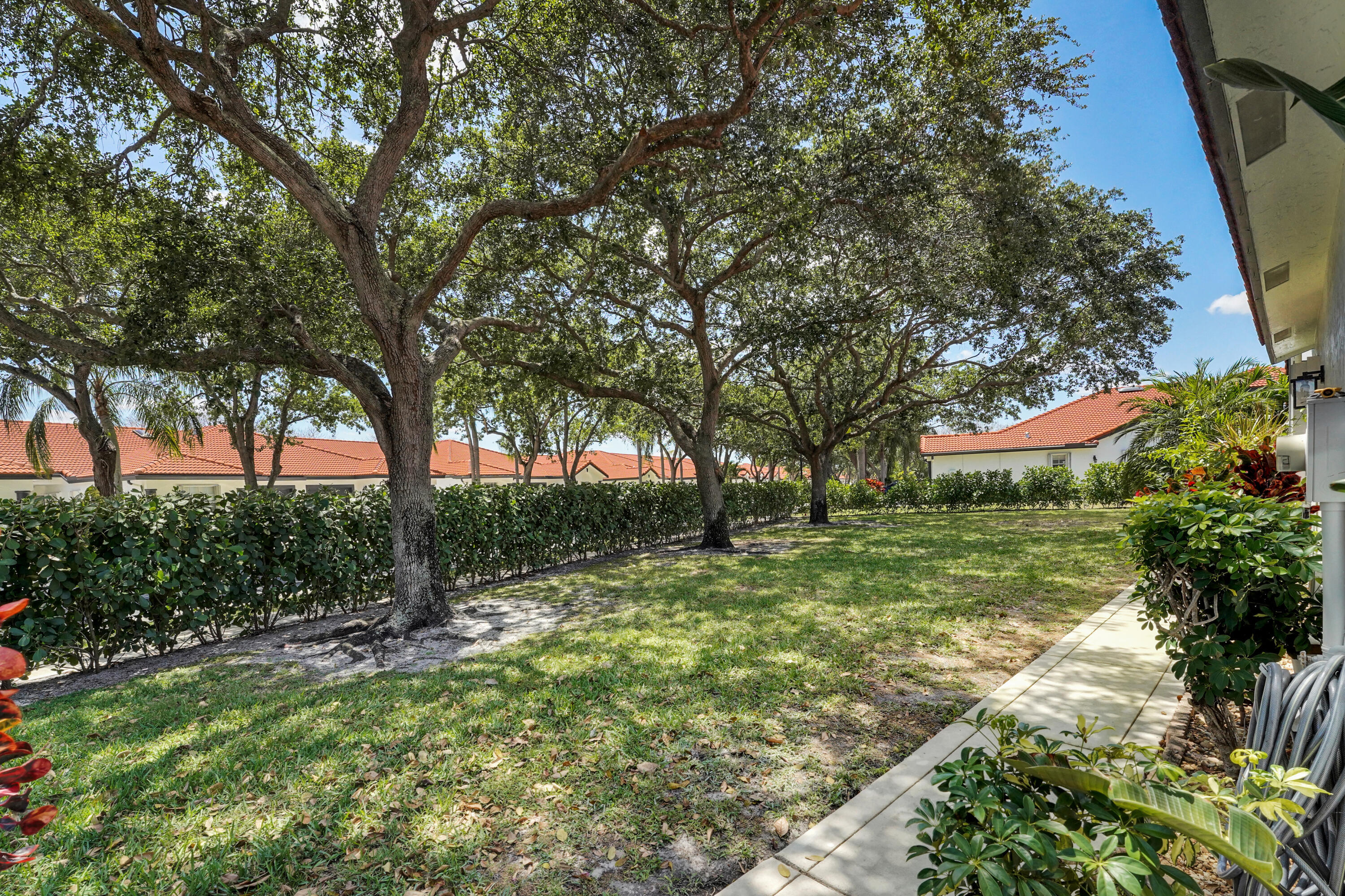 BOCA AZUL PH 4 AND 5 - Residential Lease