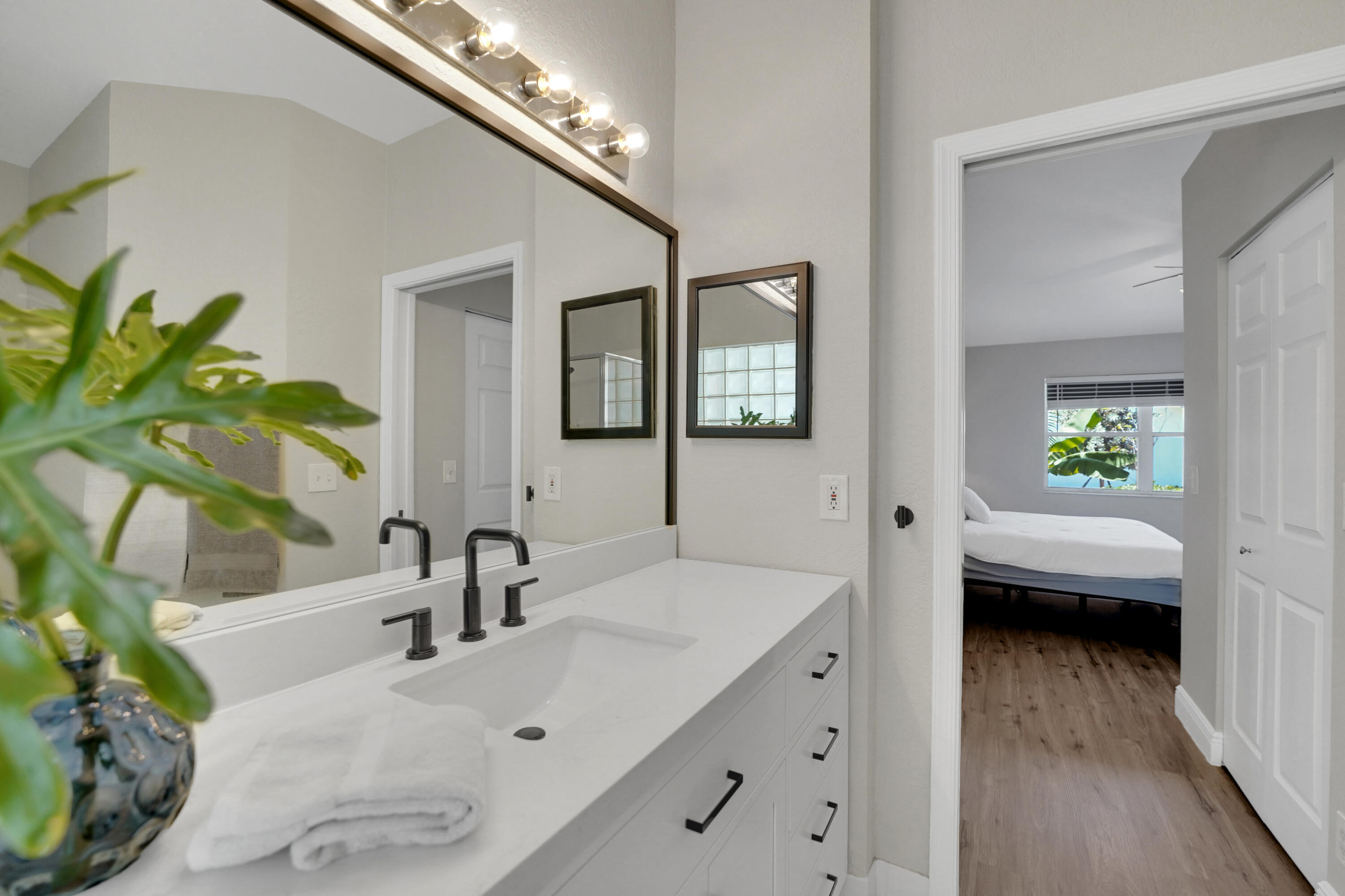 BOCA AZUL PH 4 AND 5 - Residential Lease
