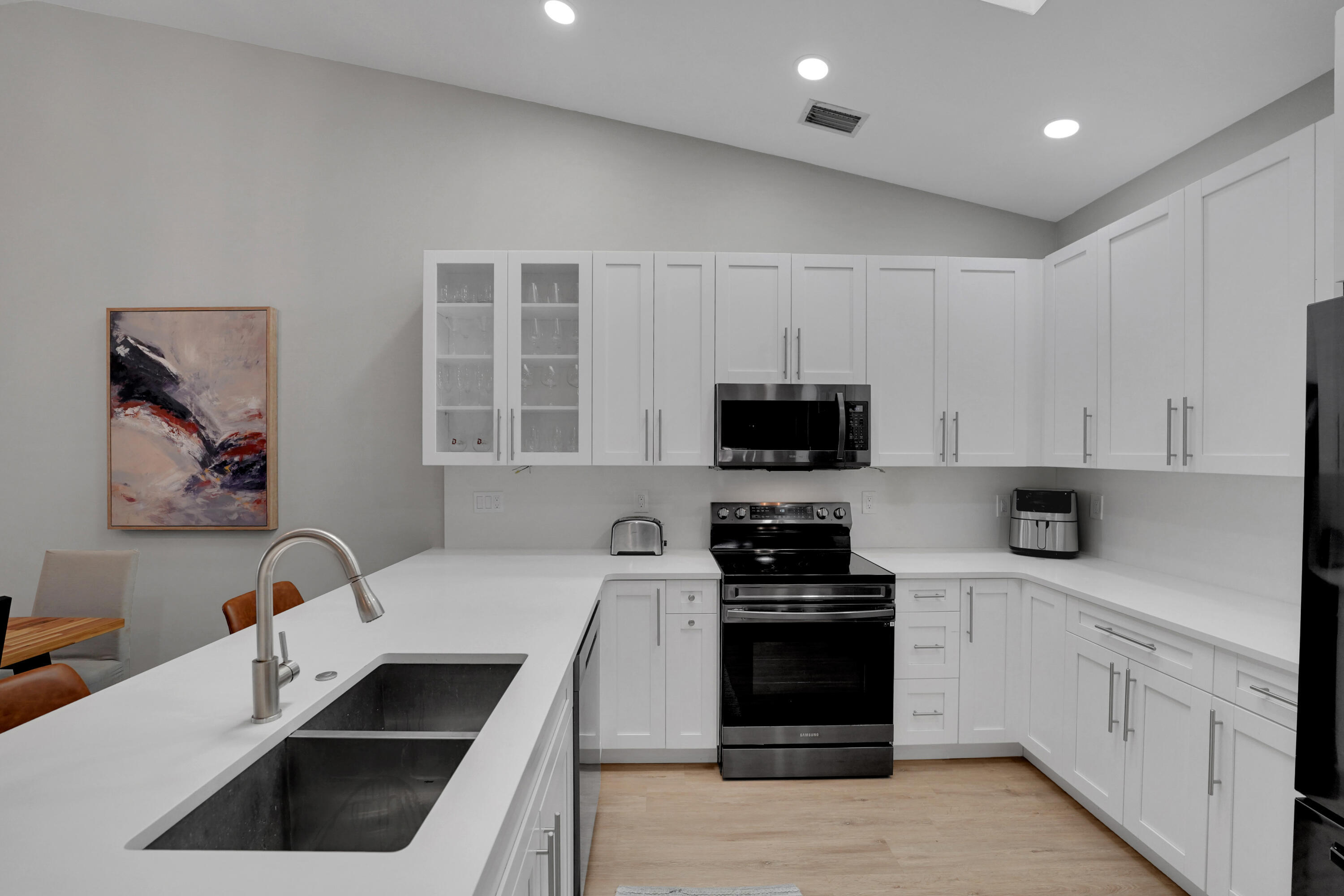 BOCA AZUL PH 4 AND 5 - Residential Lease