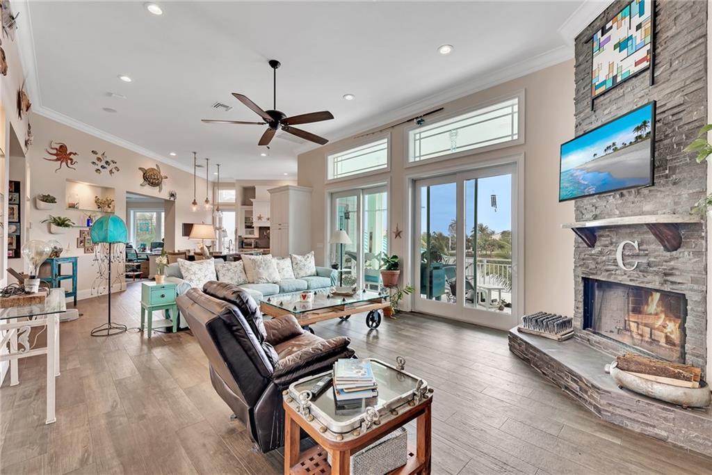 JUNO BEACH - Residential