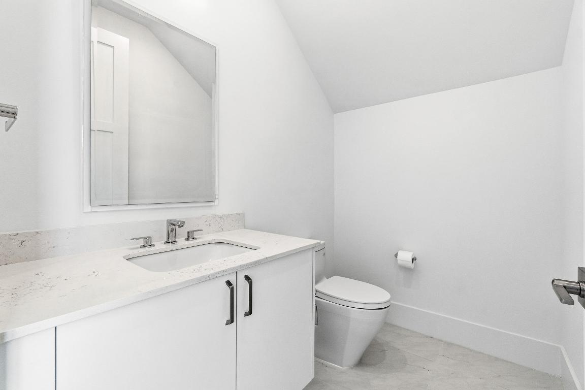 DELRAY MNR - Residential