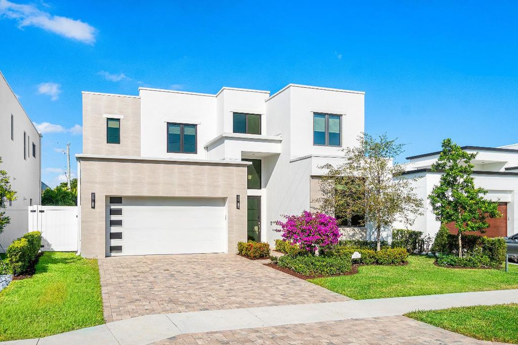 Photo of 691 Kingsbridge Street, Boca Raton, FL 33487 (MLS # R11156508)