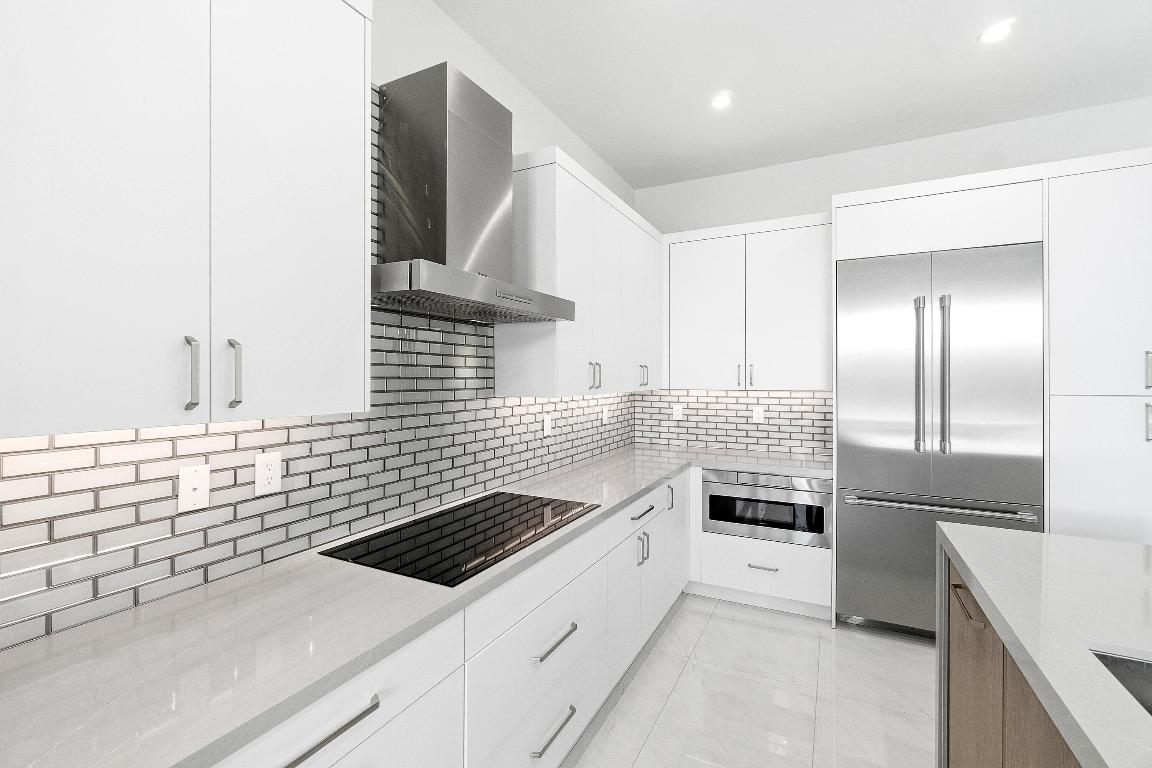 DELRAY MNR - Residential