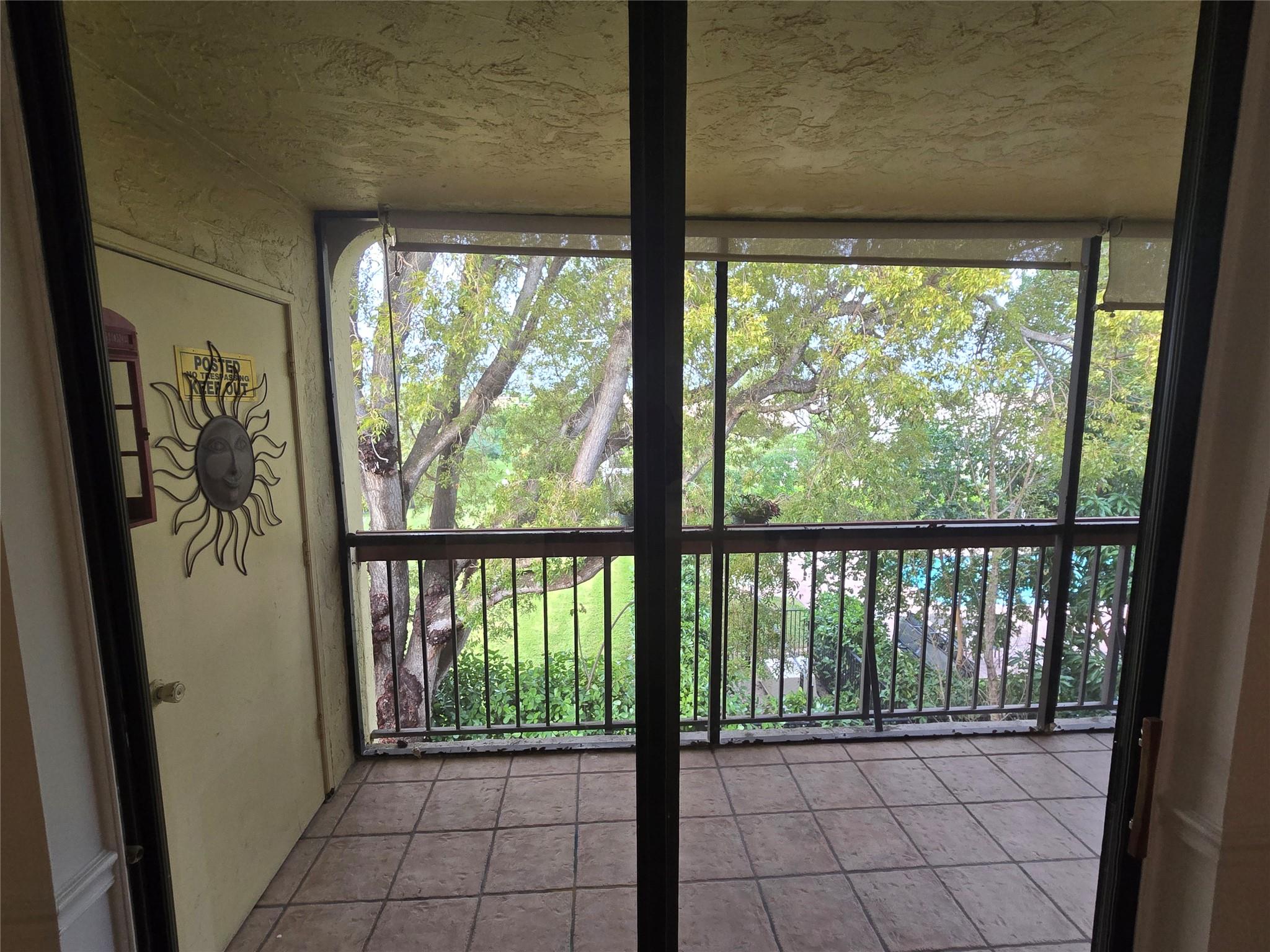 Vista Gardens I Condo - Residential Lease