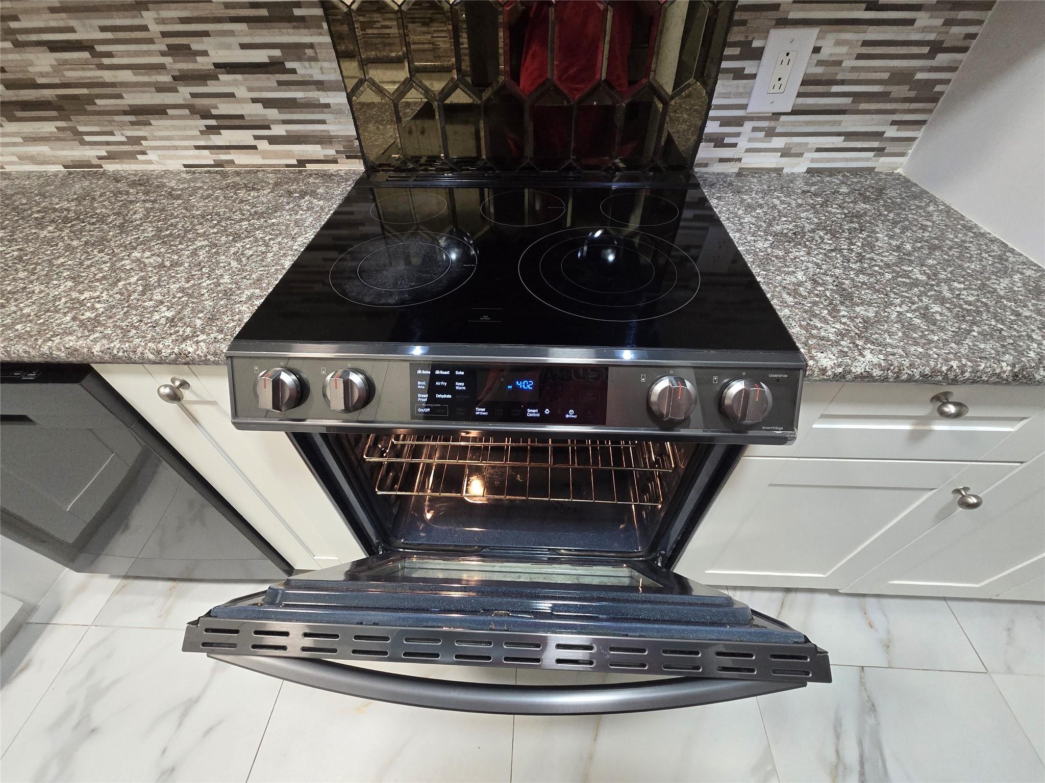 Vista Gardens I Condo - Residential Lease