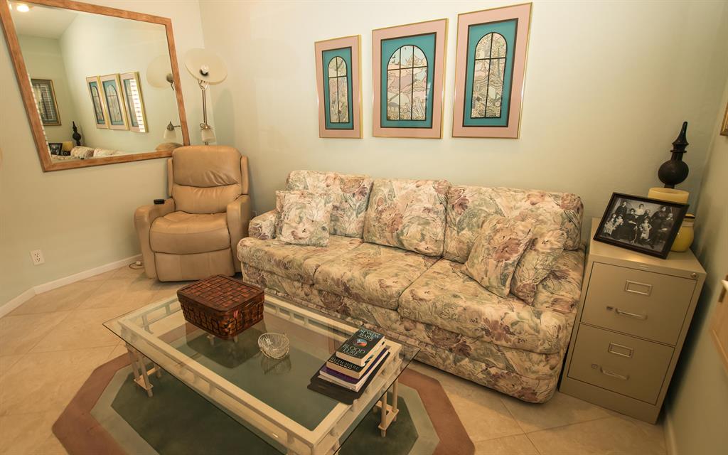 CASCADE LAKES - Residential