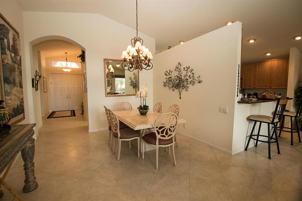 CASCADE LAKES - Residential