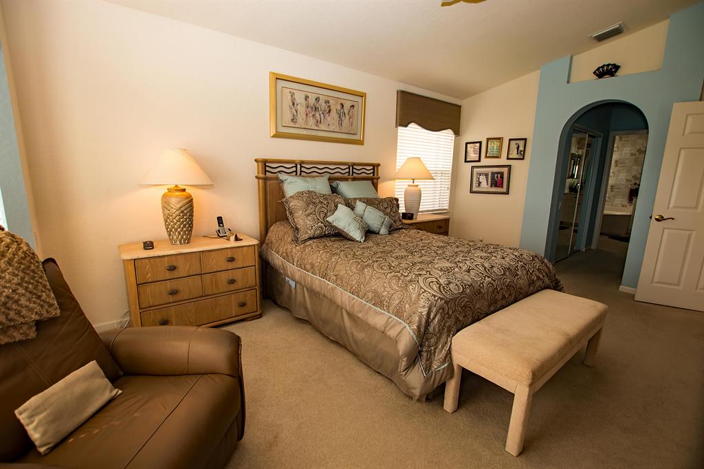 CASCADE LAKES - Residential