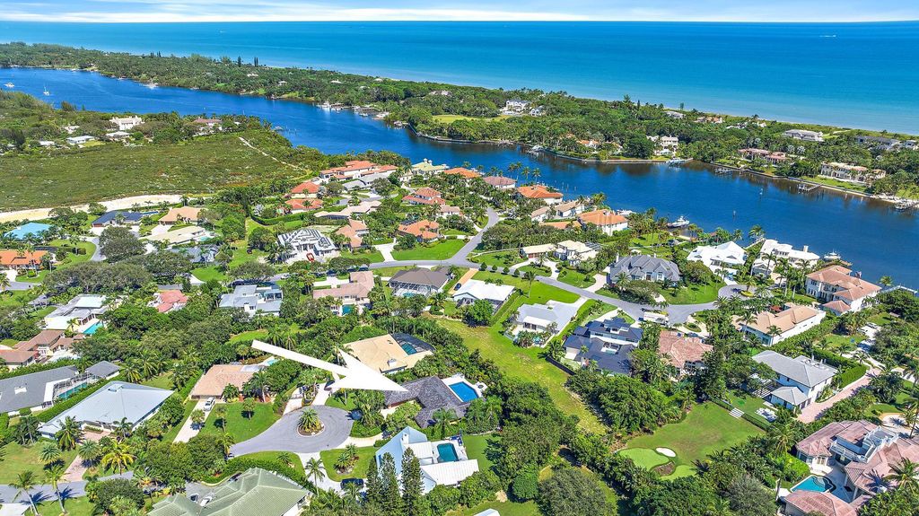 Photo of 17307 SE Galway Court, Jupiter, FL 33469 (MLS # R11029707)