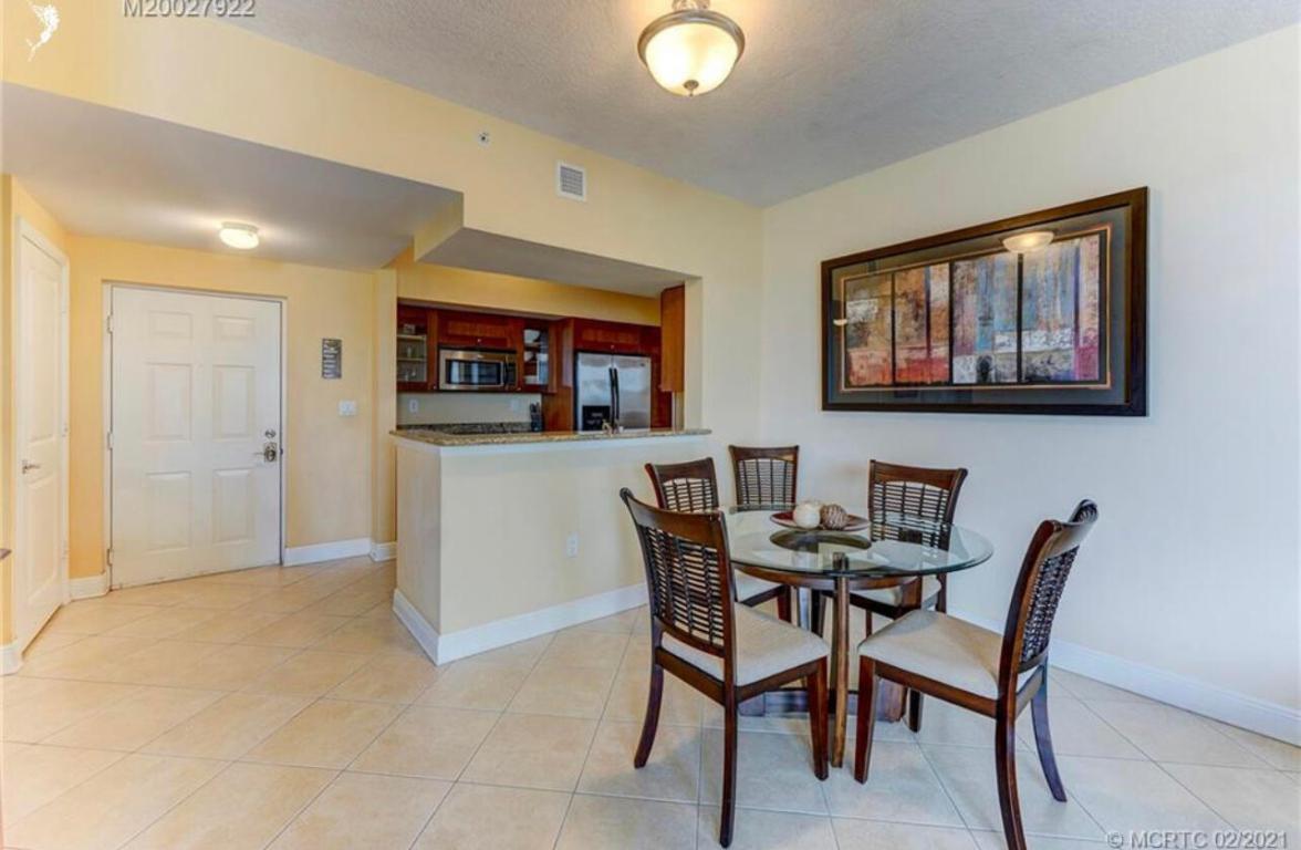 HARBORAGE YACHT CONDO NO 9 - Residential Lease