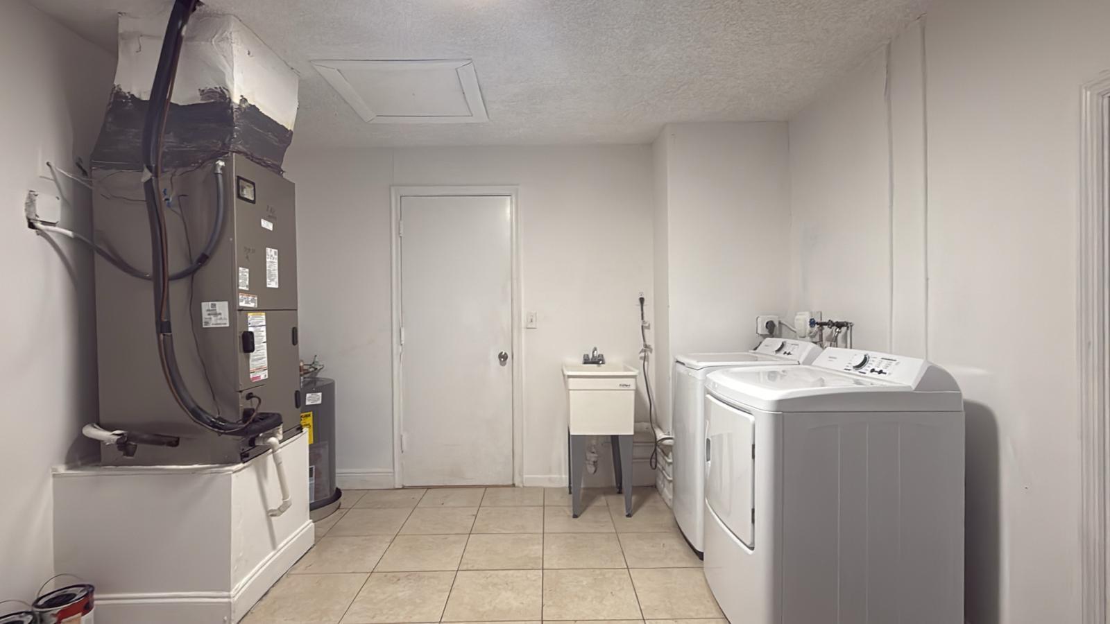 SANDALFOOT COVE SEC 6 - Residential Lease