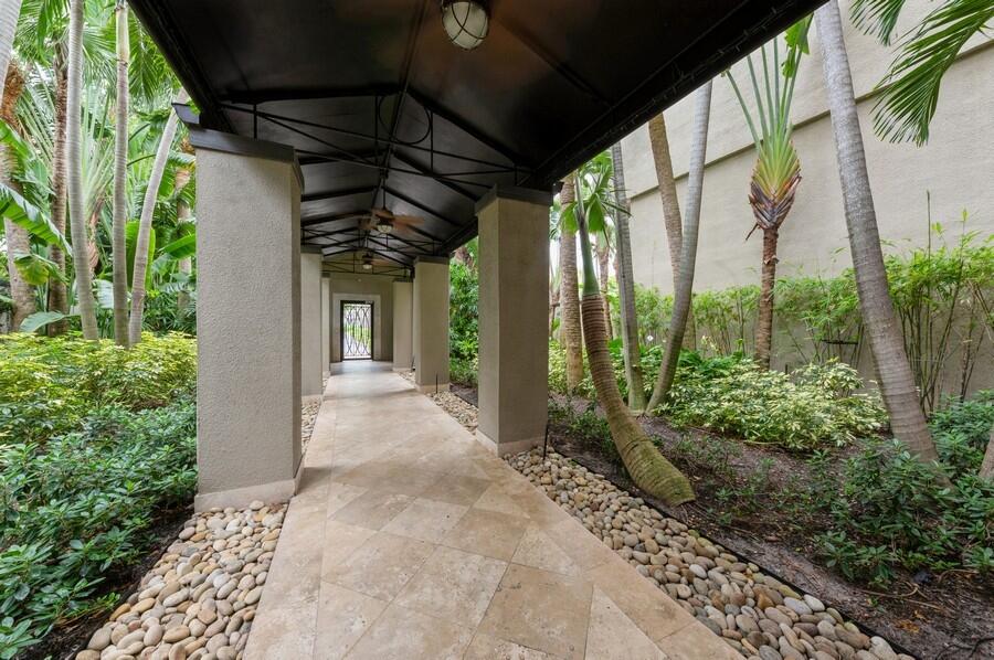 LAKESHORE CLUB CONDO - Residential