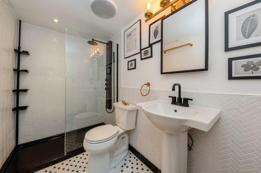 LAKESHORE CLUB CONDO - Residential