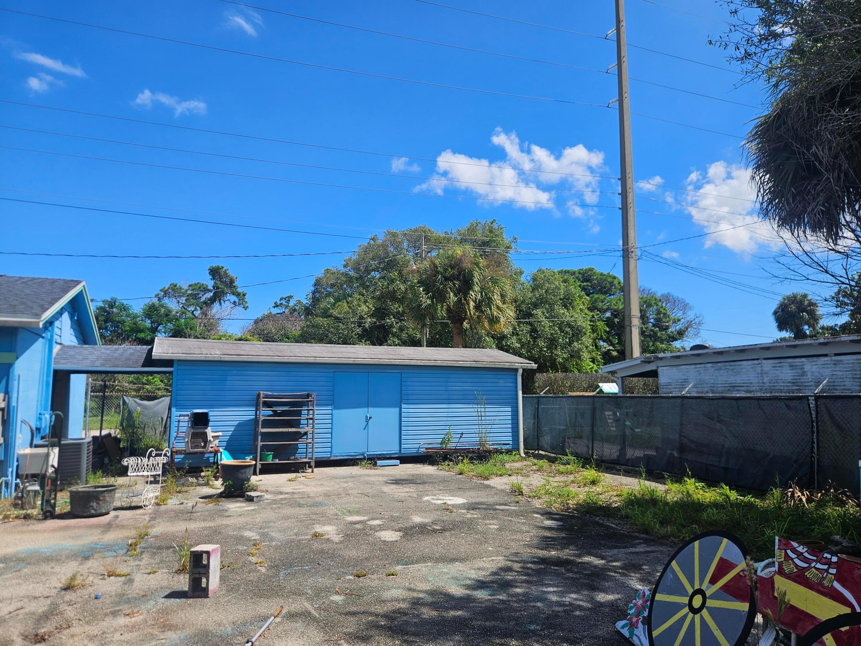 3901 OKEECHOBEE Road