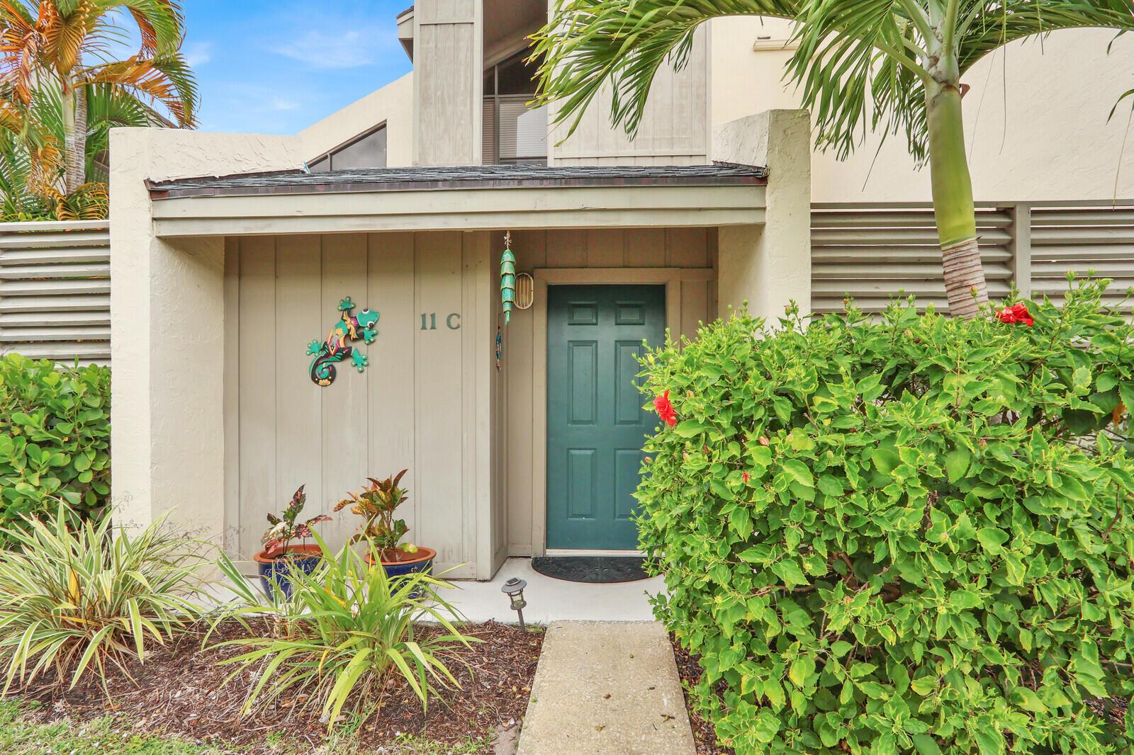 SEA LOFTERS CONDO - Residential