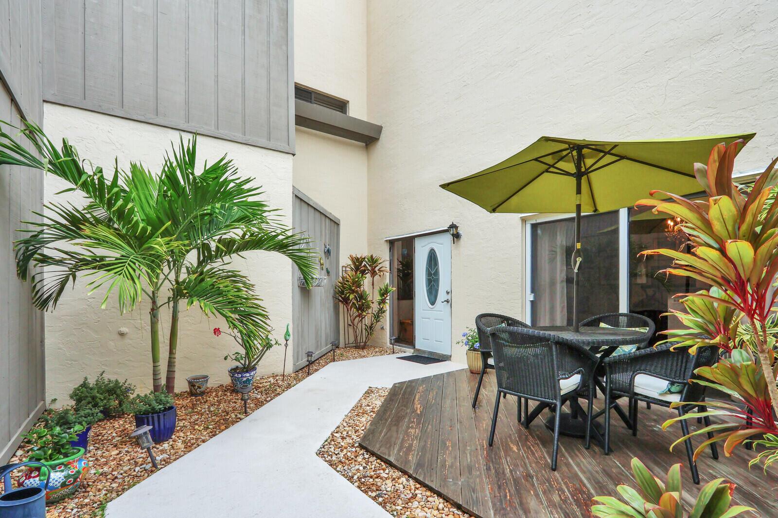 SEA LOFTERS CONDO - Residential